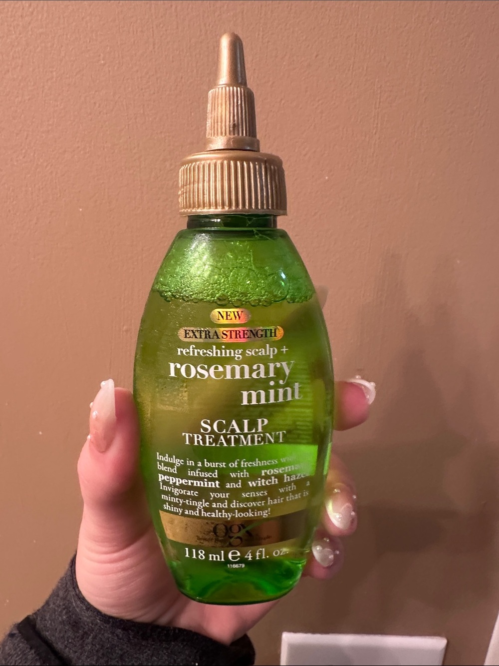 OGX Refreshing Scalp Rosemary Mint Scalp Treatment - Green